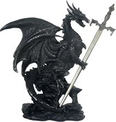 Salem's Fantasy Gifts - Zwarte Draak met Zwaard