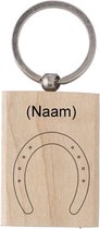 Akyol - Paard Sleutelhanger - Paarden speelgoed meisjes en jongens - Hoefijzer - Gegraveerde sleutelhanger - Gepersonaliseerd - 6 x 9 CM - Sleutelhanger met naam gegrafeerd