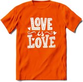 Love Is Love | Pride T-Shirt | Grappig LHBTIQ+ / LGBTQ / Gay / Homo / Lesbi Cadeau Shirt | Dames - Heren - Unisex | Tshirt Kleding Kado | - Oranje - 3XL