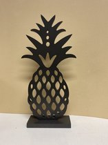 Decoratieve houten Ananas op standaard - hoogte 30x15x5cm - Raamornament - Woonaccessoires