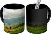 Magische Mok - Foto op Warmte Mok - Groen Zwitsers landschap - 350 ML - Uitdeelcadeautjes