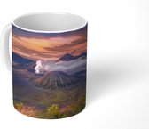 Mok - Vulkaan Mount Bromo op Java in Indonesië, gespot door een fotograaf - 350 ML - Beker - Uitdeelcadeautjes