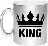1x Cadeau King beker / mok - zilver met zwarte bedrukking - 300 ml keramiek - zilveren bekers
