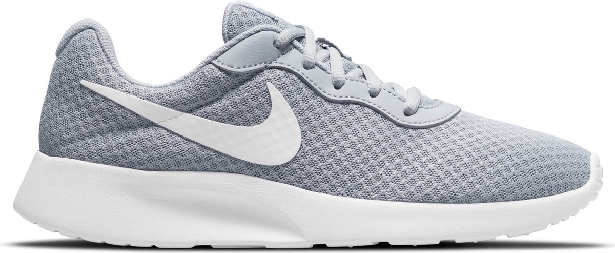 Nike Tanjun Dames Sneakers Wolf -Barely Volt Zwart