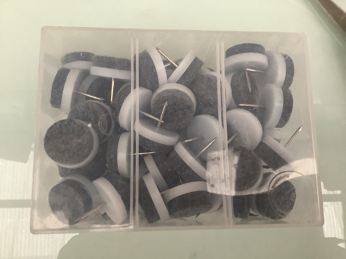 .Viltglijder met nagel voor harde vloeren. 80 stuks. Grijs 24mm. Stoel poot dop. Anti kras. I-Fix.