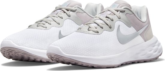 Nike Revolution 6 Next Nature Premium Sportschoenen Vrouwen - Maat 39