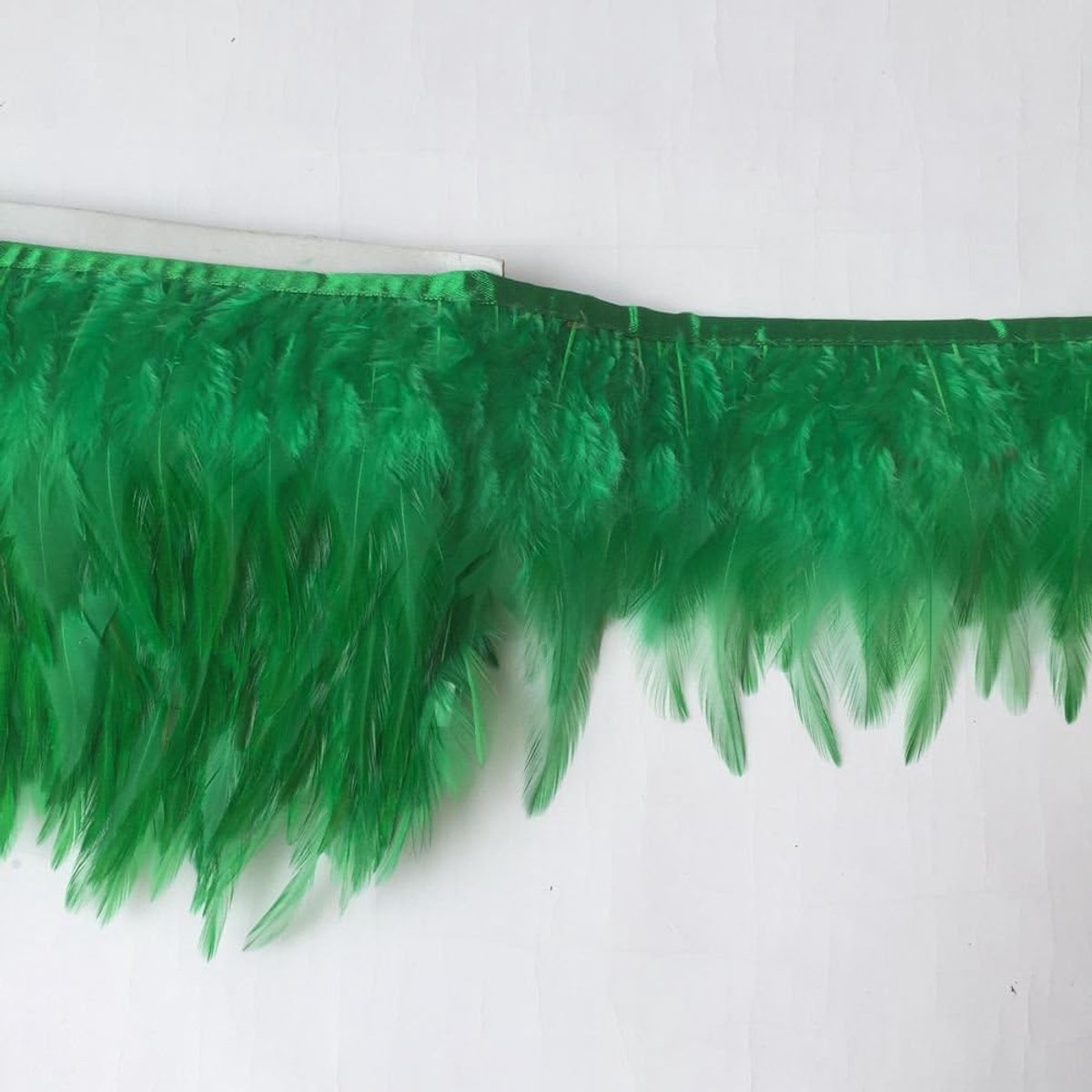 Feather trim 4-6 inch - geverfde hanenveren - decoratief - ideaal voor kostuumversiering - ShopVlot
