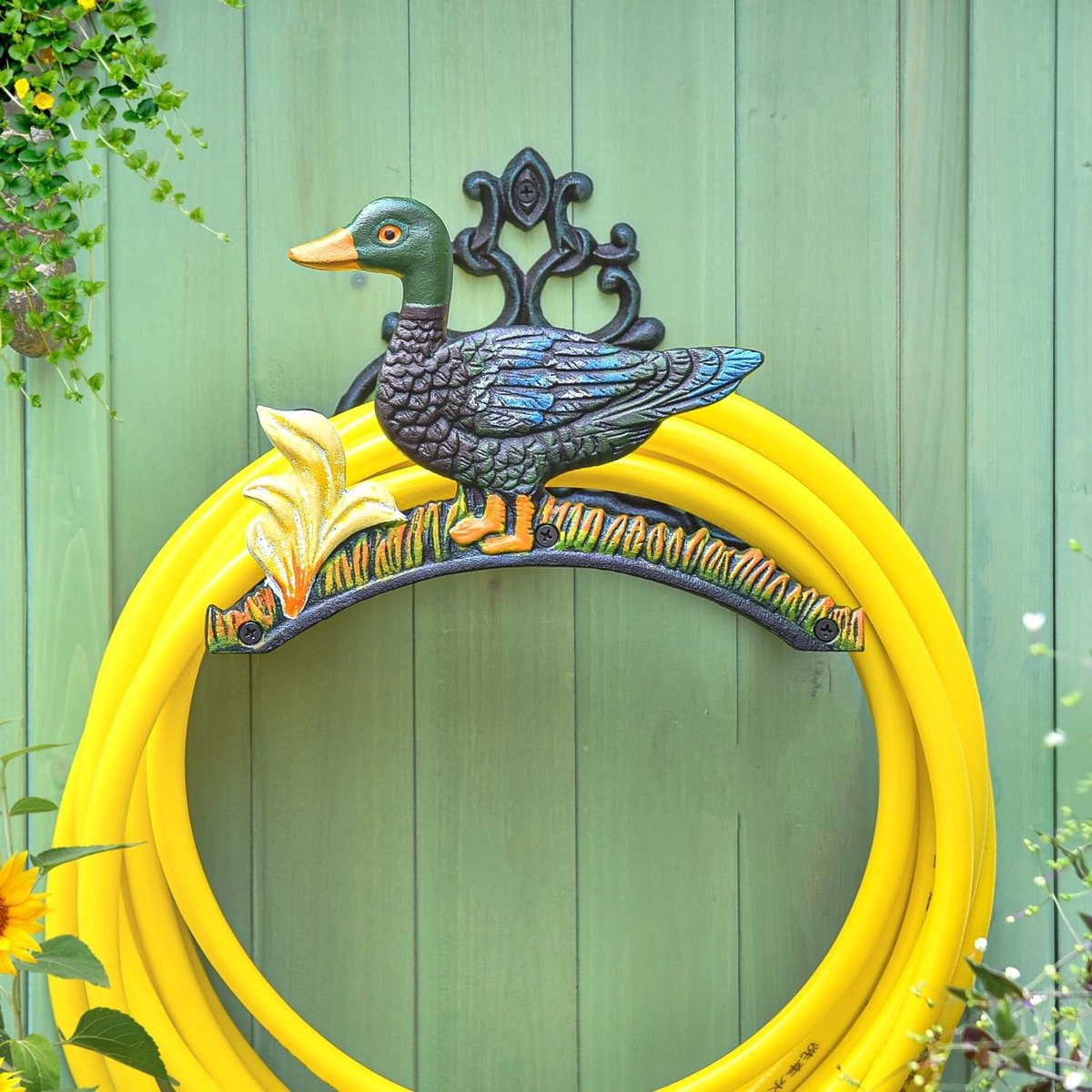 Heavy Duty Gietijzeren Tuinslanghouder - Groen - 25 x 15,5 x 18,5 cm - Decoratieve Wandmontage - Voor Binnen en Buiten