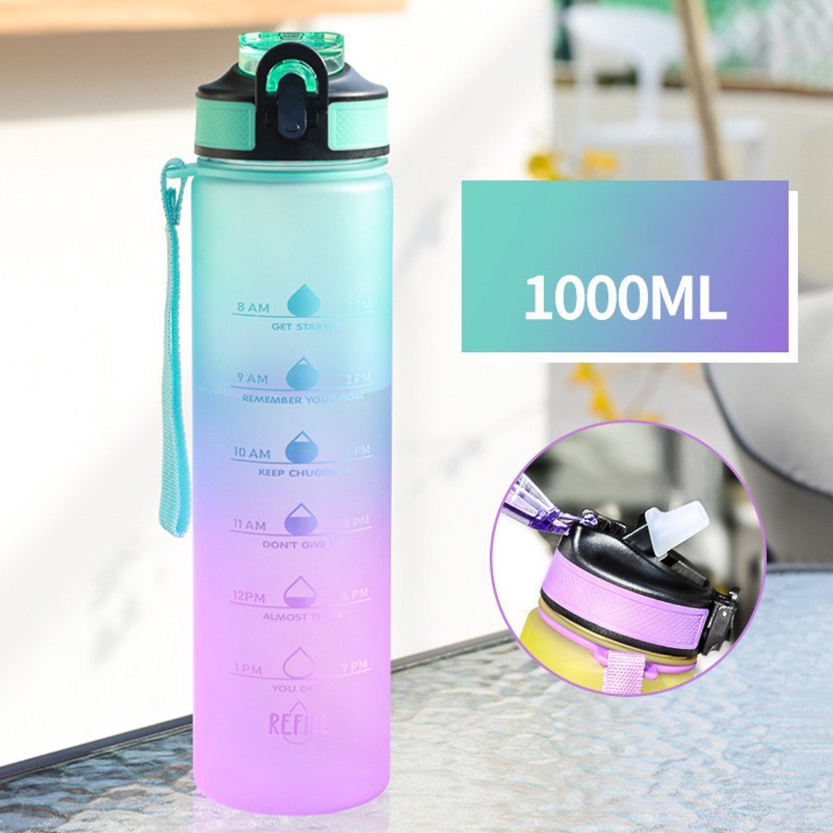 Deze waterfles van 1000 ml heeft een drinktijdindicator en een rietje Hij is voorzien van een handvat is lekvrij BPA-vrij en gifvrij zodat je altijd gehydrateerd blijft Afmetingen 7,5 x 29 cm (Kleurverloop groen)