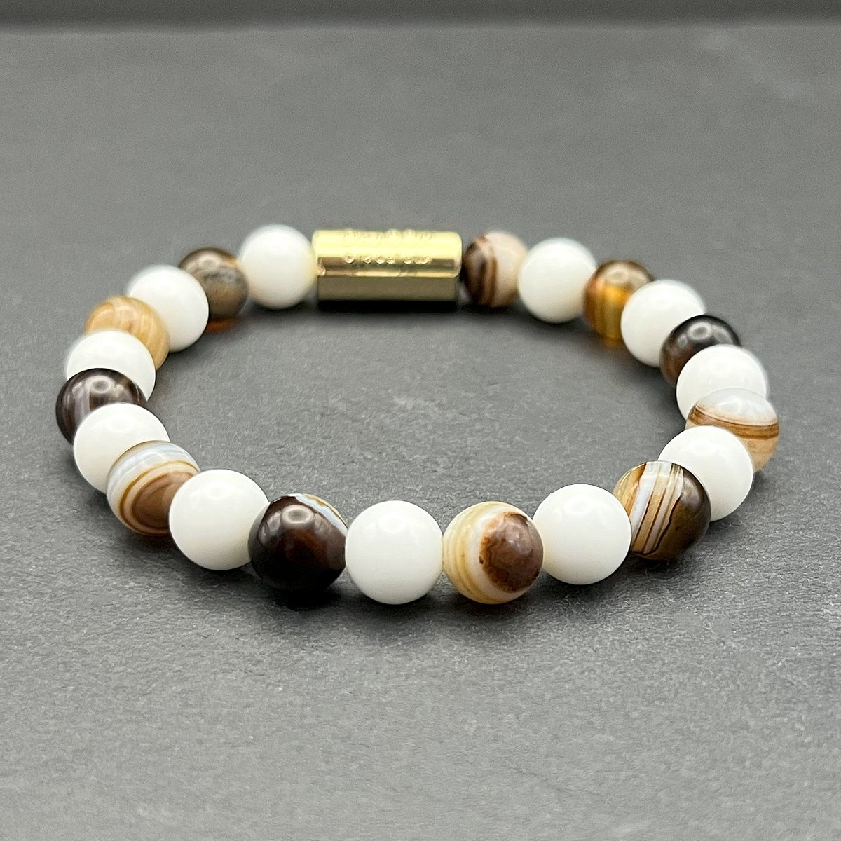 Dragon Bracelets® - Dames Armband - Essentials Cappuccino White - Bruin - Wit - Natuurstenen