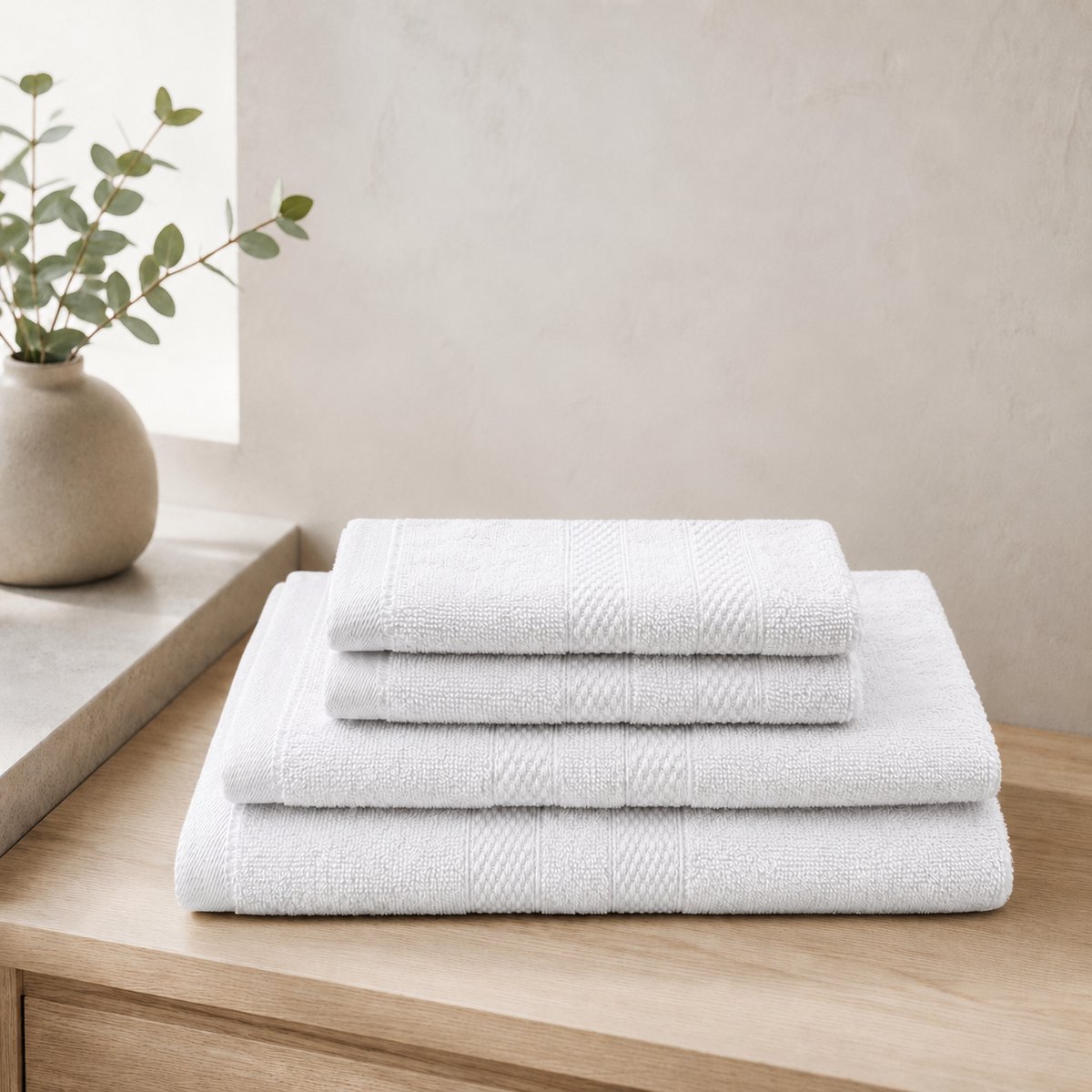 The Linen Room Handdoeken Set – 4-delig – 2 Gastendoekjes, Handdoek & Douchehanddoek – 100% Katoen 500 GSM – Dubbelgetwijnd 20/2 Garen – OEKO-TEX® – Hotelkwaliteit – Wit