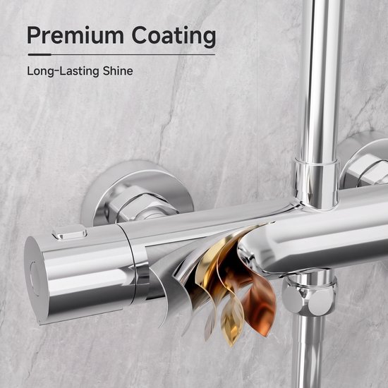 Close-up van een chromen thermostaatkraan, met een segment dat de verschillende lagen van de 'Premium Coating' laat zien.