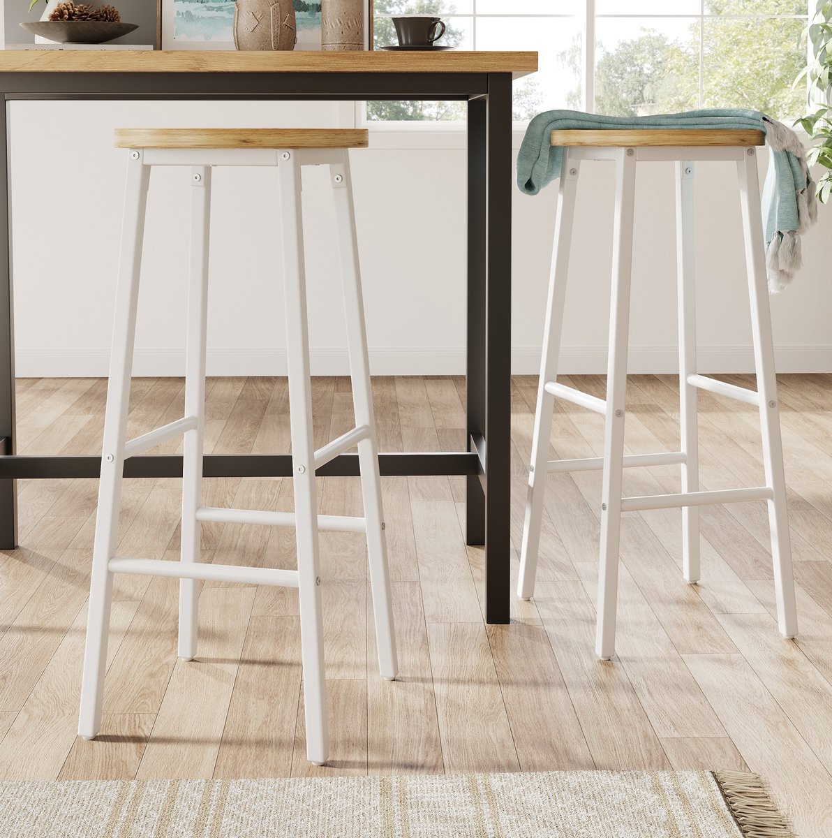 FloraGrace Barkruk – 70 Cm – Set Van 2 Met Houtlook Zitting, Verstelbare Voeten En Dubbele Voetsteunen – Voor Keukeneiland – Metaal En MDF – Wit