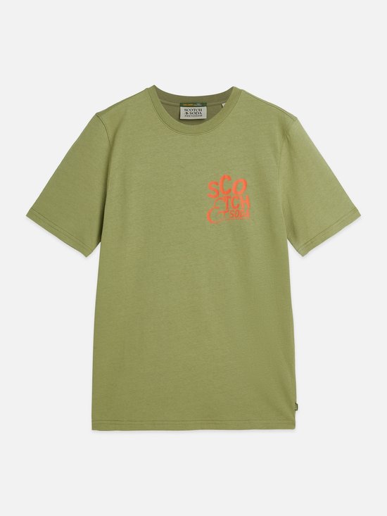 Olijfgroen T-shirt met korte mouwen en oranje 'SCOTCH & SODA' opdruk op de borst.