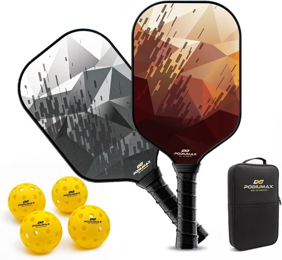 Grijze en roodbruine pickleball paddles met abstracte patronen, 4 gele ballen en een zwarte draagtas met logo.