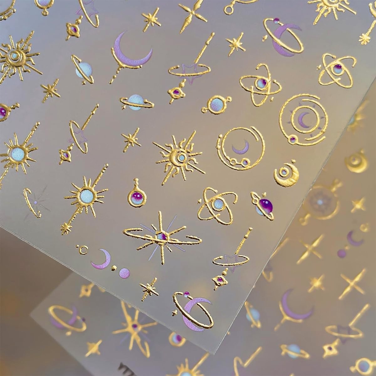 Nagelsticker goud zelfklevend - lila maan en sterren - creatieve nail art - eenvoudig aan te brengen - SnelShoppen