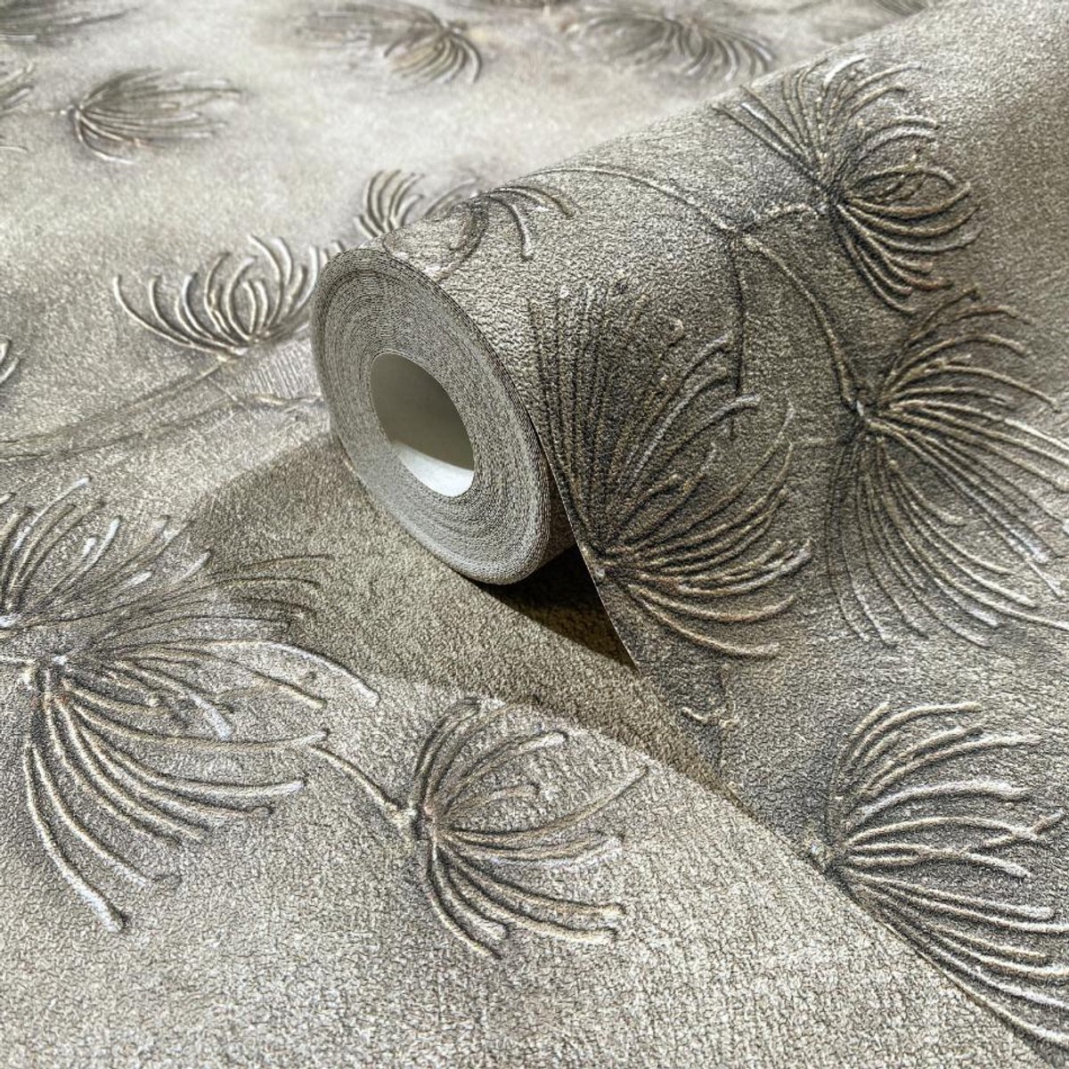 Behang - Berenklauw - Botanisch - Grijs Bruin - Luxe Reliëf - Japandi - Vliesbehang - Woonkamer Slaapkamer - 0,53 x 10,05 M - Whisper