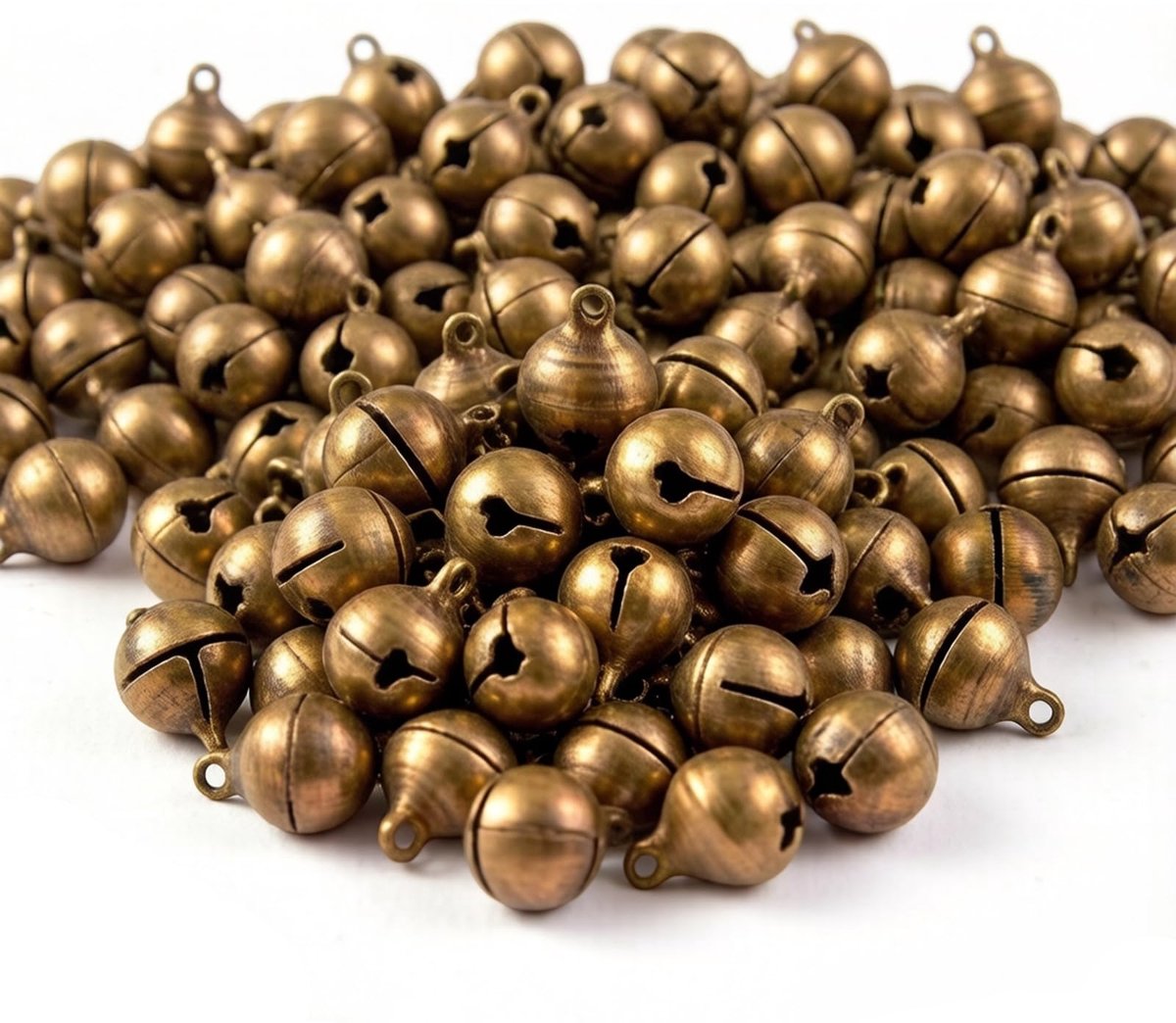 Belletjes, klemmen, knutselen, geschenkverpakking, decoratie