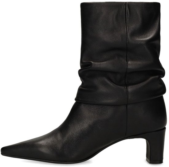 Manfield Manfield - Dames - Zwarte leren slouchy enkellaarsjes met hak - Maat 37 ...