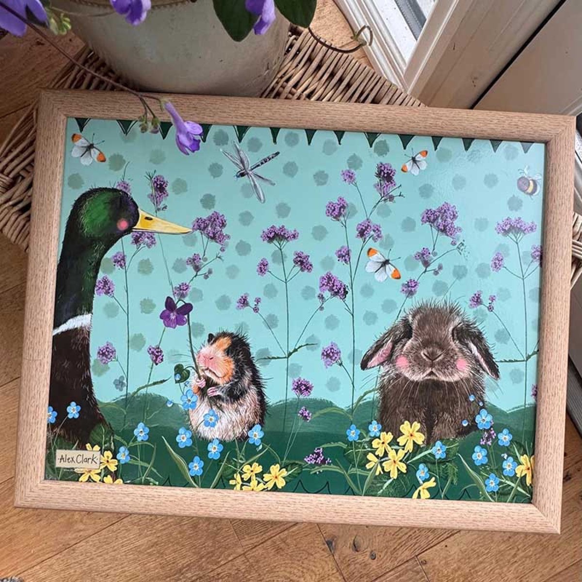 Alex Clark Schootkussen Konijn ~Bramble Lap Tray'