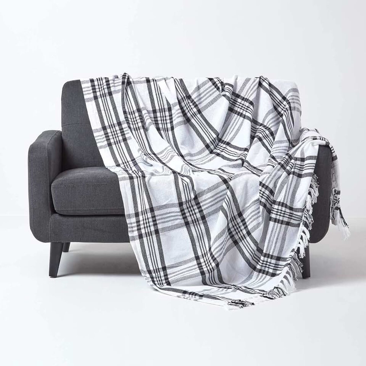 Handgeweven sprei/plaid/deken in zwart-witte schotse ruit met franjes - 255 x 360 cm - 100% puur katoen, plaid