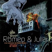 William Shakespeare's Romeo & Julia, vertaling Gerrit Komrij, toneelgroep De Geest. Een skelet op een paard boven een muur. Romeo en Julia op een balkon. Een man met pijl en boog.