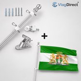 Zilveren vlaggenstok met accessoires en een Rotterdamse vlag (groen-wit) met wapenschild.