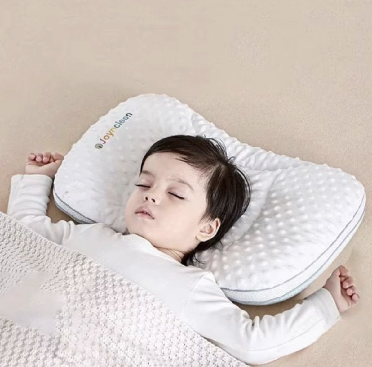 Little Olives - Hoofdkussen kind - Ergonomisch Peuterkussen 3-12 jaar - Kinderkussen - Peuterkussen - Ergonomisch - Hypoallergeen - OEKO-TEX® - Koelend & Ademend Kinderkussen - Anti-Stofmijt - Wasbare kussen - Slaapkussen Peuters - Blauw