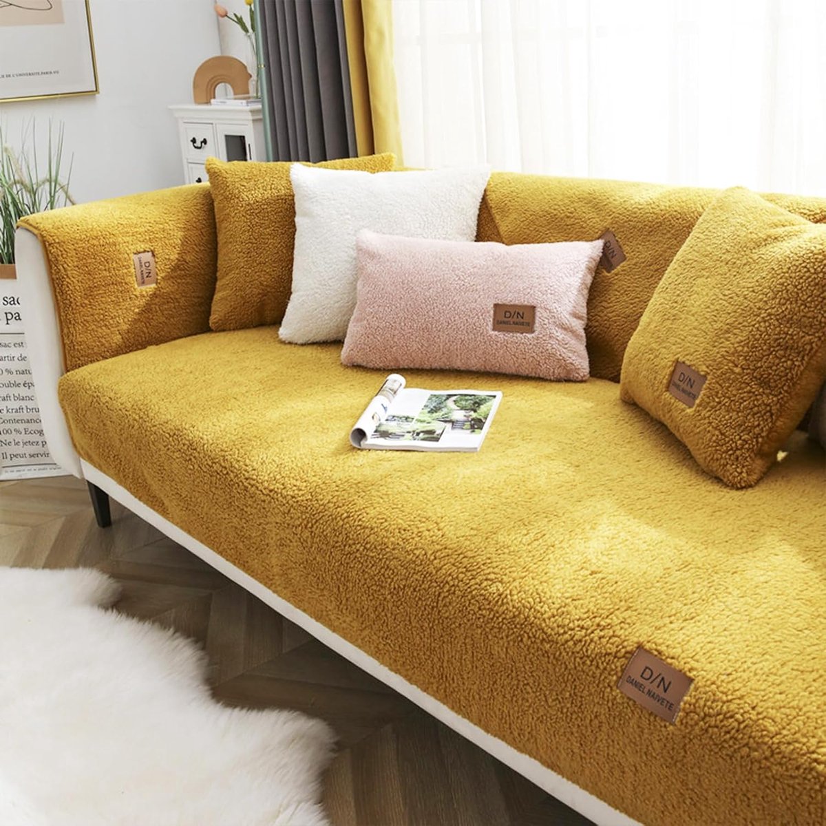 Sofahoes 110 x 240 cm - Dikke pluche lamawol - Wasbaar en antislip - Bescherming voor de woonkamer - ShopVlot