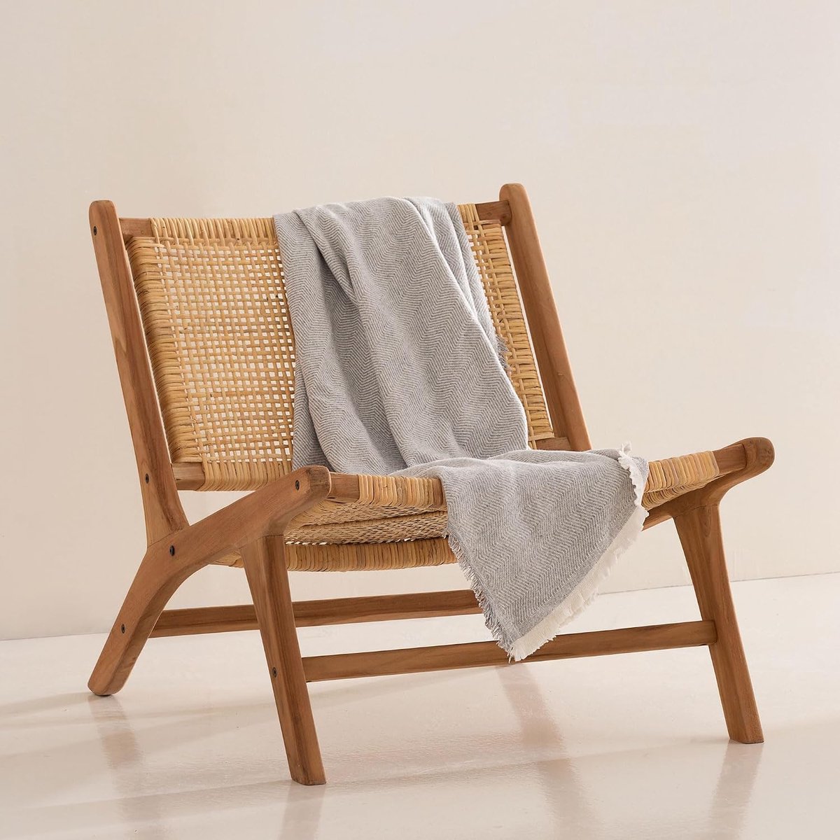 Sofa deken 130 x 180 cm - lichtgrijs katoen - multifunctionele plaid - ideaal voor alle seizoenen - ShopVlot