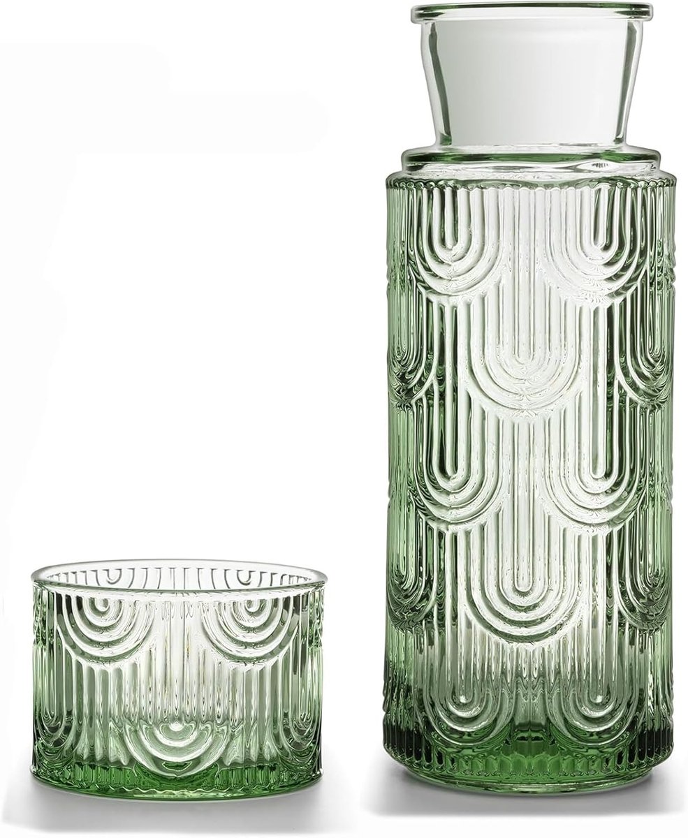 Nachtkastje met Waterkaraf en Glazen Set - Groen - 630 ml - Loodvrij Glas met Multifunctioneel Deksel - Voor Slaapkamer en Badkamer