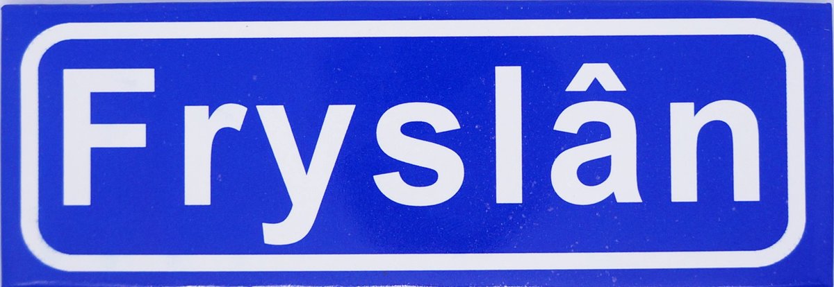 Souv© - koelkast magneet - plaatsnaam bord - kombord - souvenir - koelkastmagneetje - relatiegeschenk Fryslan, friese taal voor Friesland