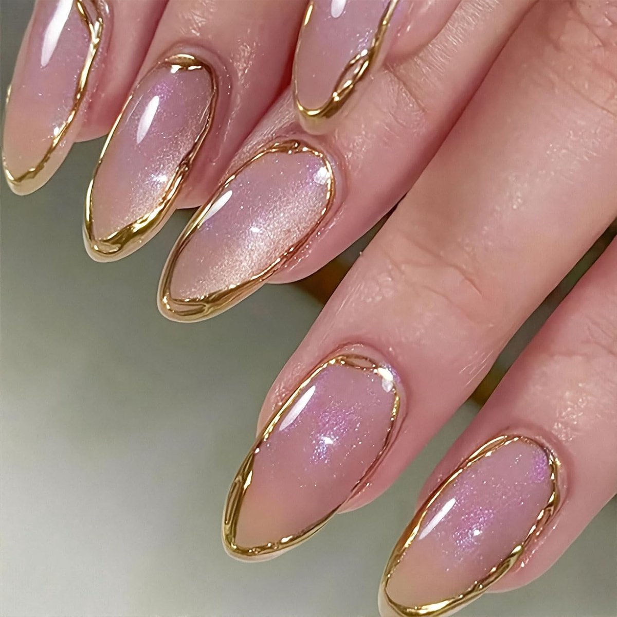 SnelShoppen - 3D Cat Eye Nagels met Gouden Lijnen, Herbruikbare Medium Almond Soft Gel Acryl Valse Nagels voor Dames, Inclusief Lijm - Glamoureuze Nag