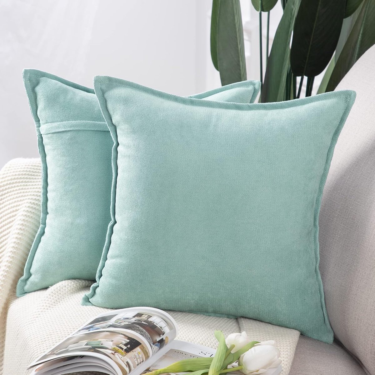 SnelShoppen - Set van 2 Korte Chenille Kussenslopen 50x50cm - Zacht Decoratief Kussenhoes voor Bank en Slaapkamer - Licht Teal - Luxe en Duurzaam