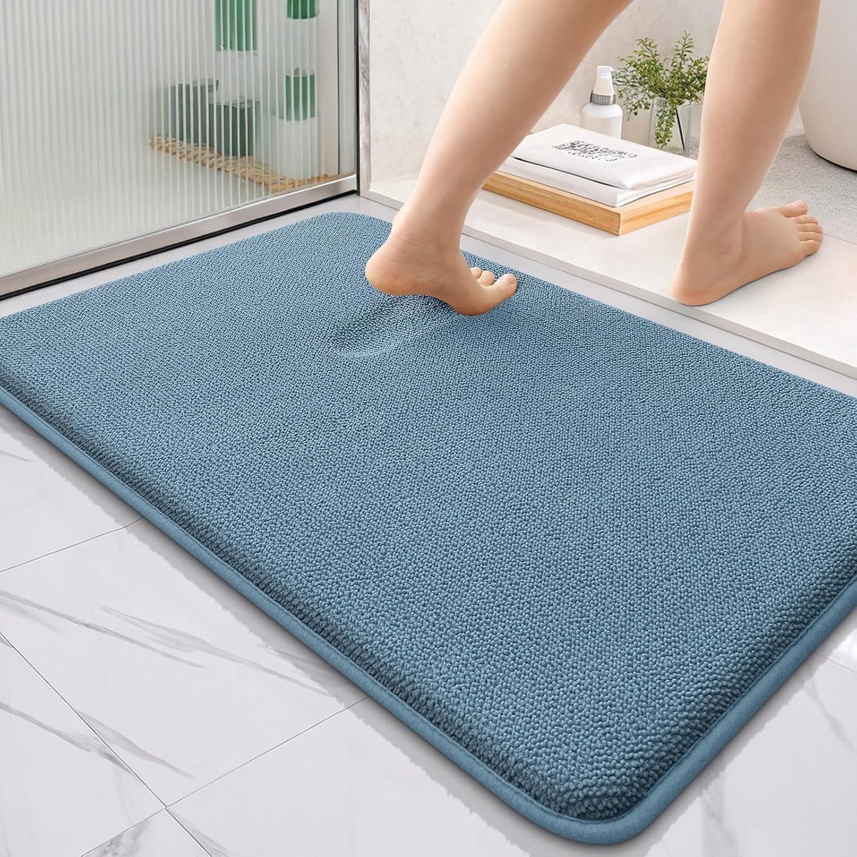 SnelShoppen - Memory Foam Badmat 60x90 cm - Zacht, Antislip, Wasbaar, Dikke Absorberende Douchemat in Smog Blue voor Badkamer, Luxe Comfort