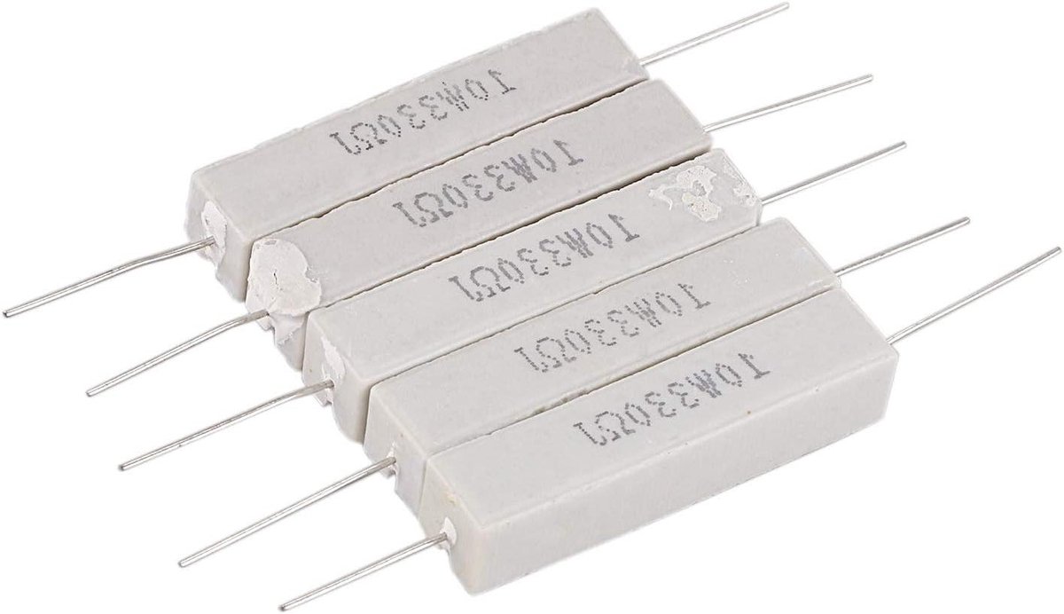 Weerstand Keramisch - Component Elektronica - Apparaten Reparatie - Hoge Belastbaarheid - 10 Watt - Wit