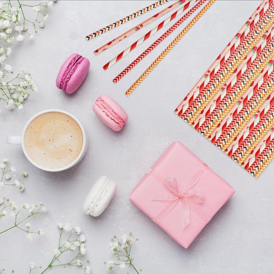 50 Stuks Suikerspin Stokken, Schattige Rietjes, Hoorns en Dessert Accessoires voor Feesten, Perfect voor Anime Party en Zoete Snacks — afbeelding 2
