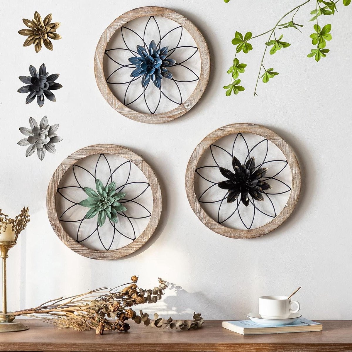 Boerderij Muurdecoratie - Ronde Houten Decoratie - Woonkamer Aankleden - Verwisselbare Bloemen - 30 cm Diameter - Wit