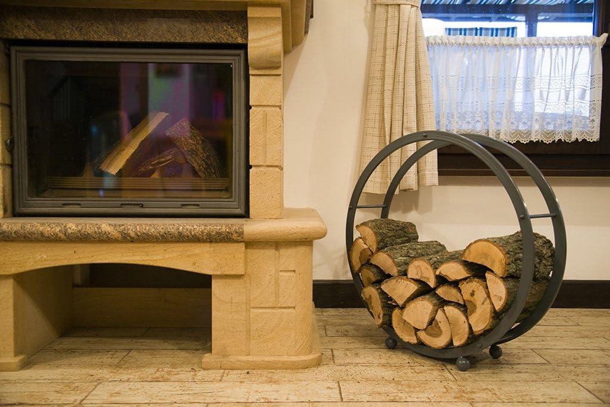 Houtrek - Houtmand standaard - Haardhout opslag - Gepoedercoat metaal - 70 cm breed - Grijs
