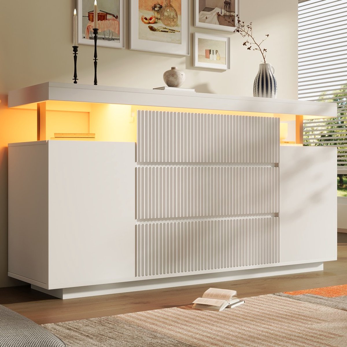 KOMHTOM Dressoir - 150x40x78 cm - Wit - LED - 6 Lades - 2 Deuren - Zwevend Design - Geribbelde Fronten - Modern - Woonkamer - Hal - Commode - MDF