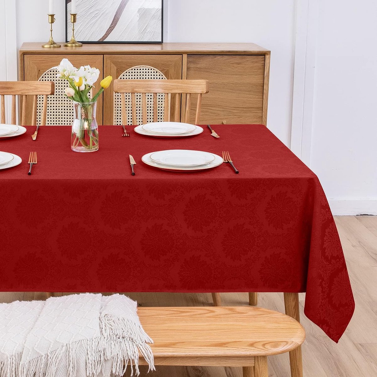 Tafelkleed Jacquard - Dekentafel Tafelbedekking - Dineren en Feesten - Waterdicht en Vlekbestendig - 132 x 178 cm - Rood