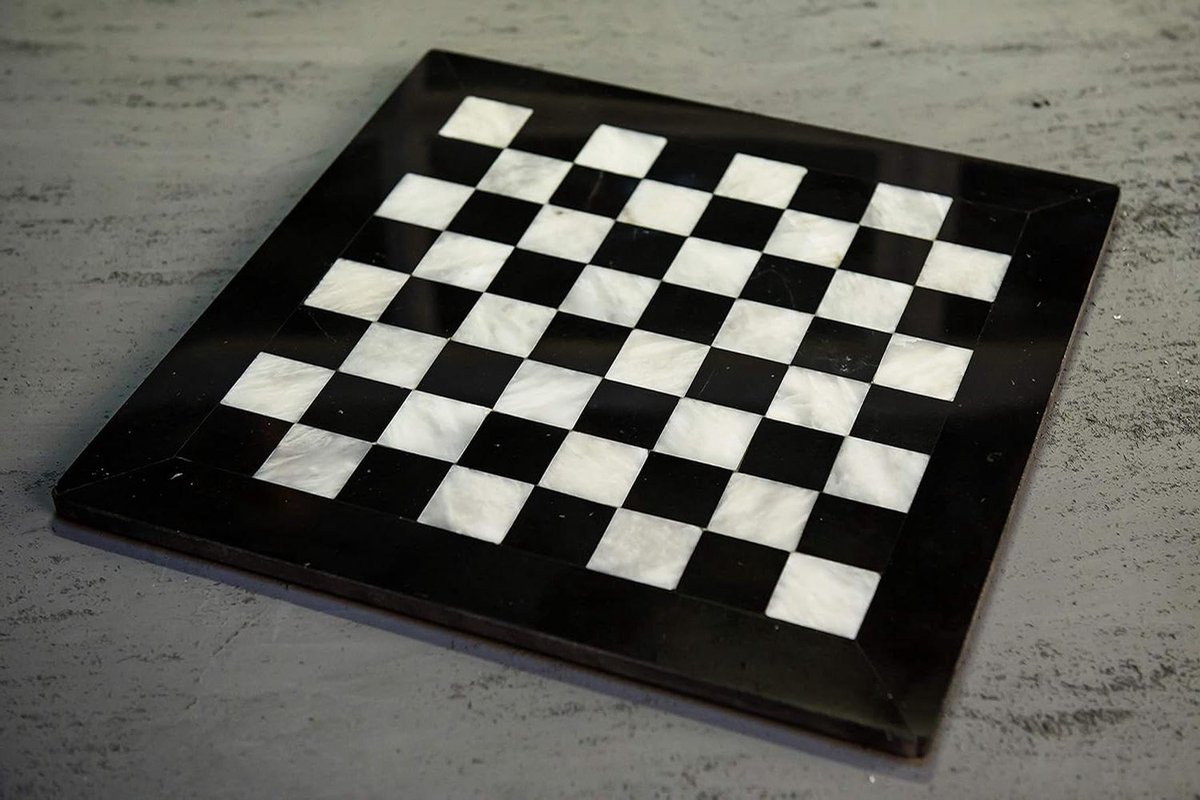 Schaakbord - Marmeren bord - Spel spelen - Handgemaakt artikel - 38.1 cm - Zwart-wit