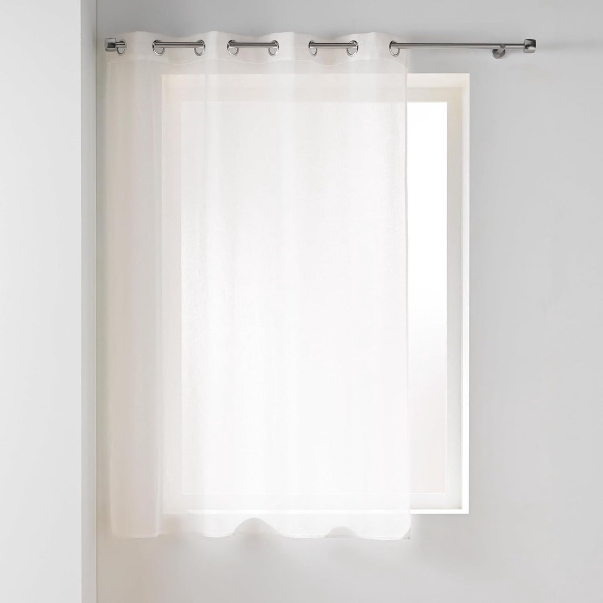 douceur d'intérieur, Gordijn met oogjes (140 x 180 cm), natuurlijke mopshond, geweven voile
