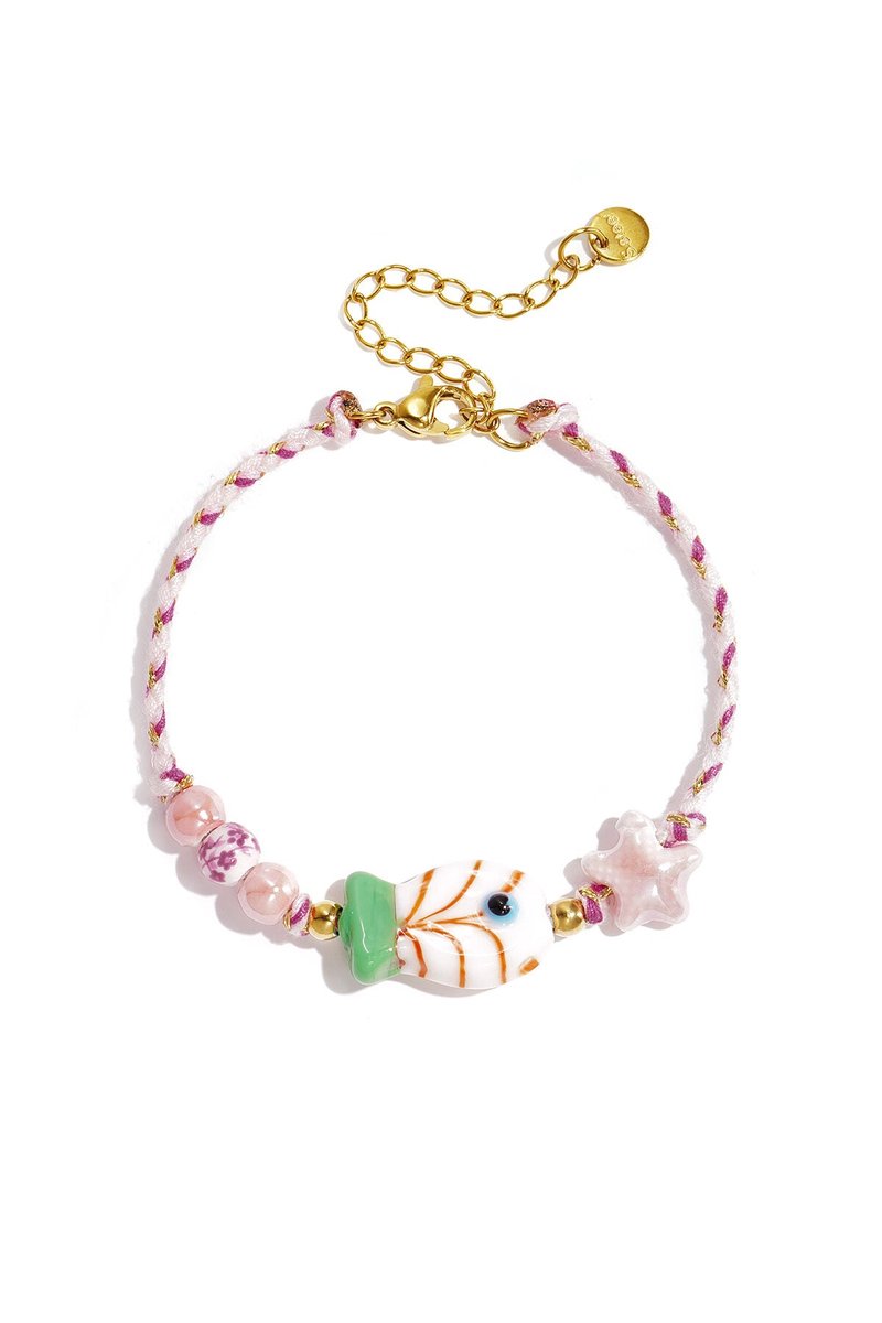 Kralenarmband met touwmotief, vis en ster kralen