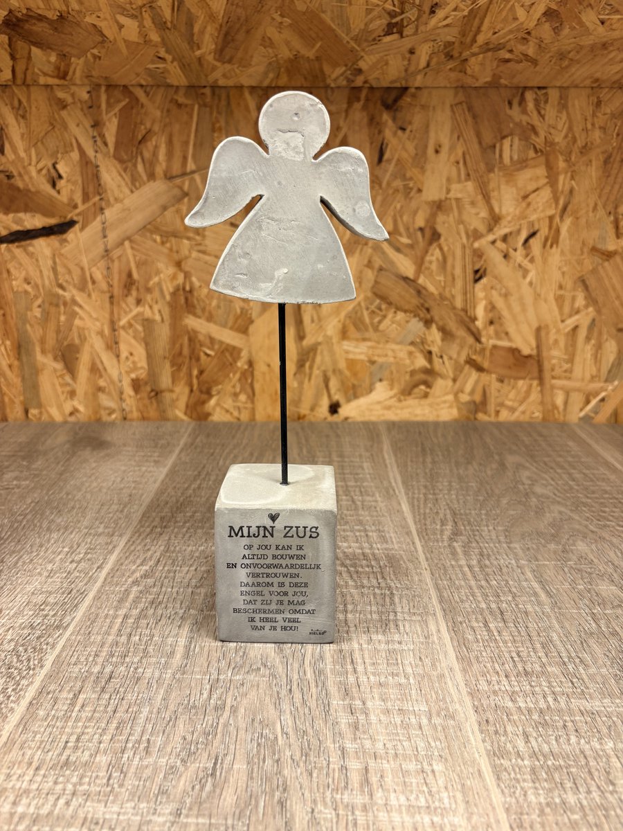 Betonnen Engel Decoratie met Tekst "Mijn Zus" – 25 cm – Herdenkingsengel – Cadeau voor Zus