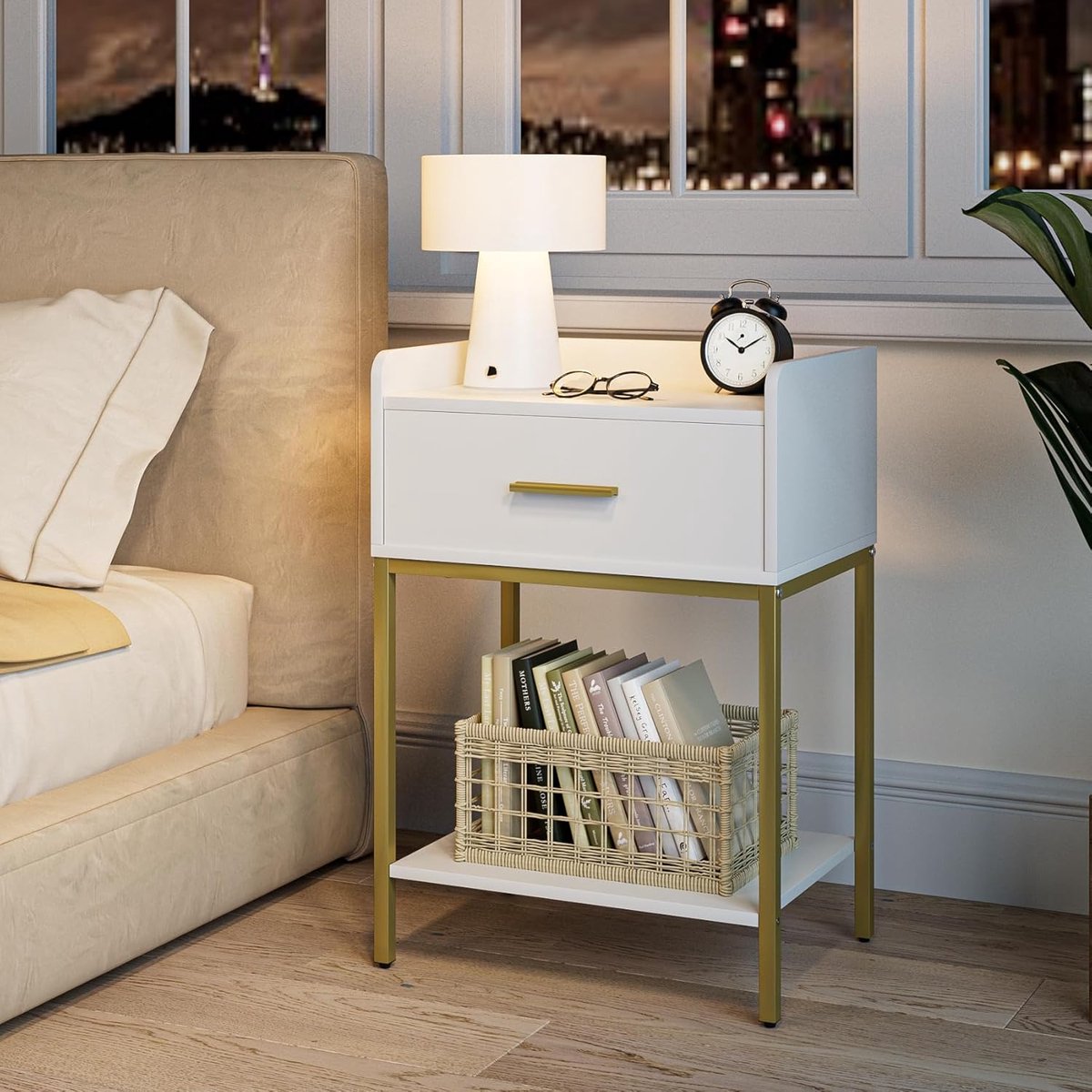 SnelShoppen - Moderne Nachtkastje Wit 3 Laags Bedside Tafel met Lade en Plank voor Slaapkamer en Woonkamer, Wit met Gouden Poten