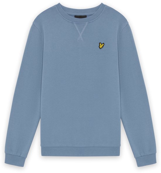 Blauwe sweater met ronde hals en een klein geel logo op de borst.