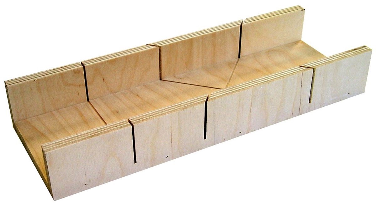 Omgoods - Houten Mitre Tray voor Precisie Snijden 350 mm