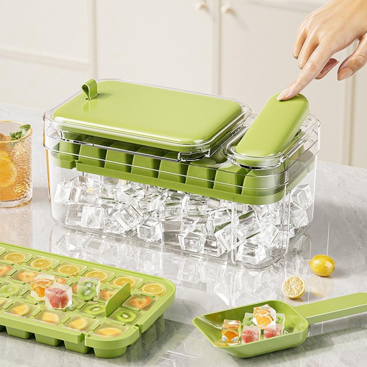 IJsblokjesset met opbergbak – 3 trays, 96 blokjes, stapelbaar, groen，gemakkelijk loslaten – ideaal voor koffie, cocktails en frisdrank