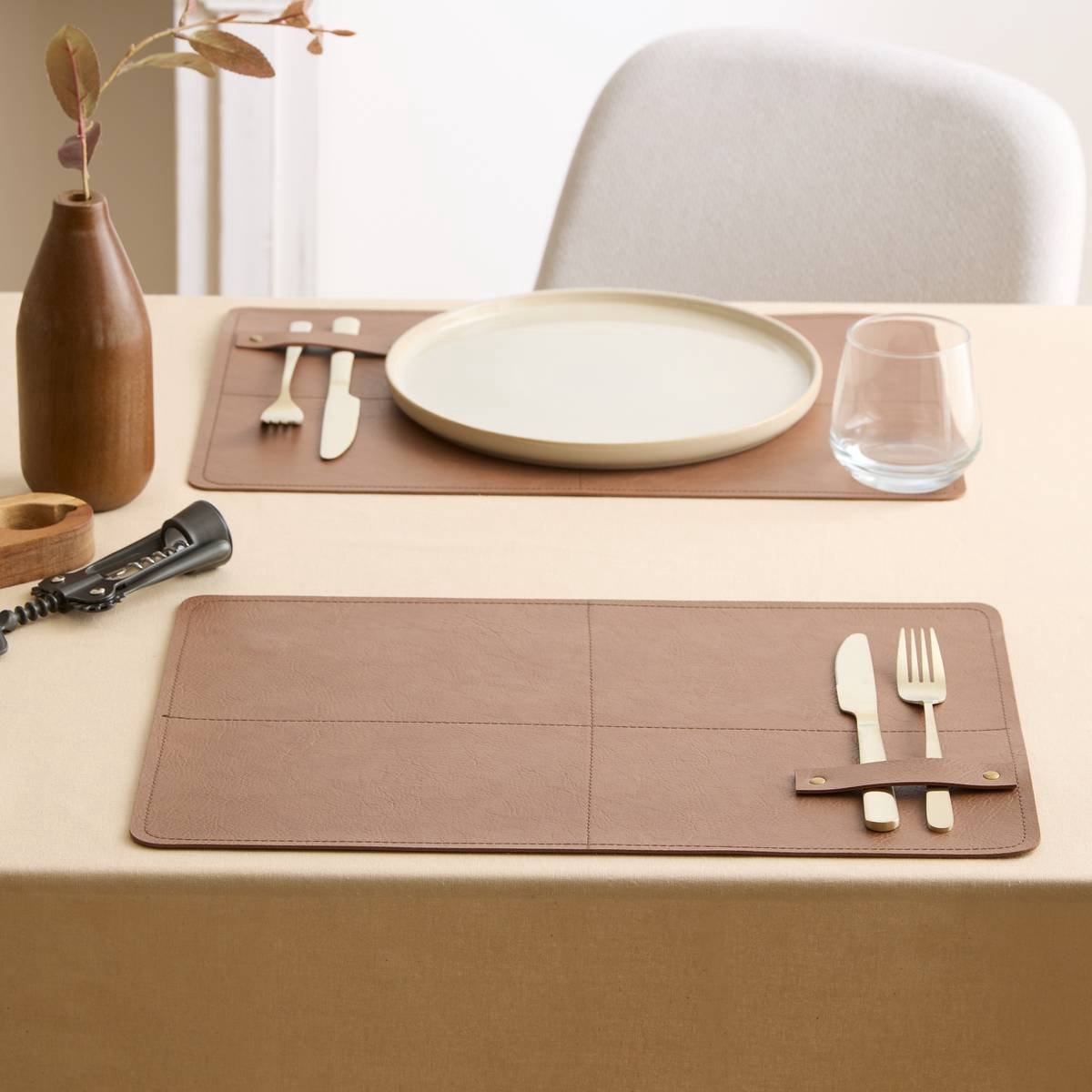 Rechthoekige placemat met ingebouwd bestekbakje